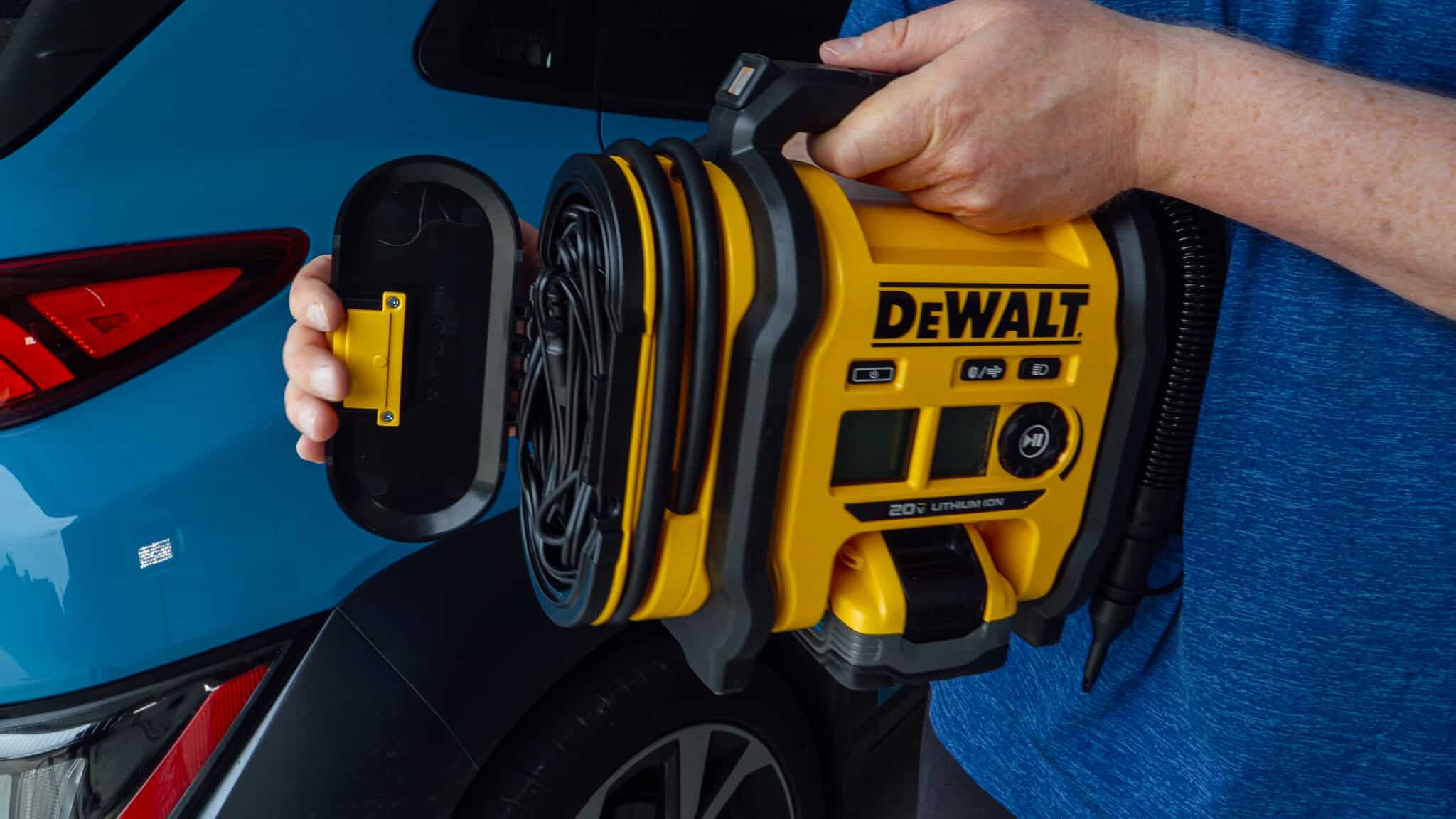DeWALT 20V MAX Tire Inflator
