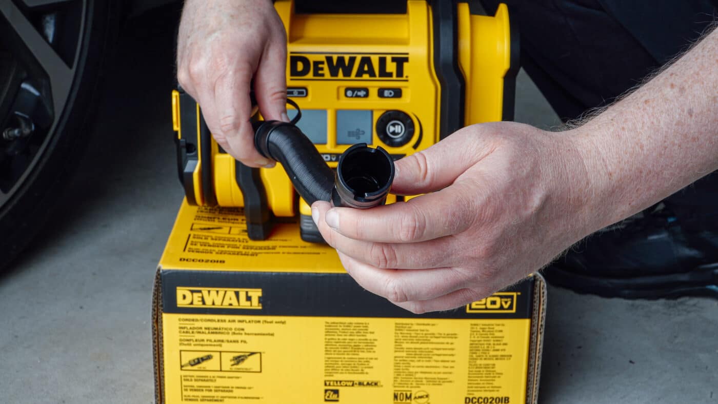 DeWALT 20V MAX Tire Inflator