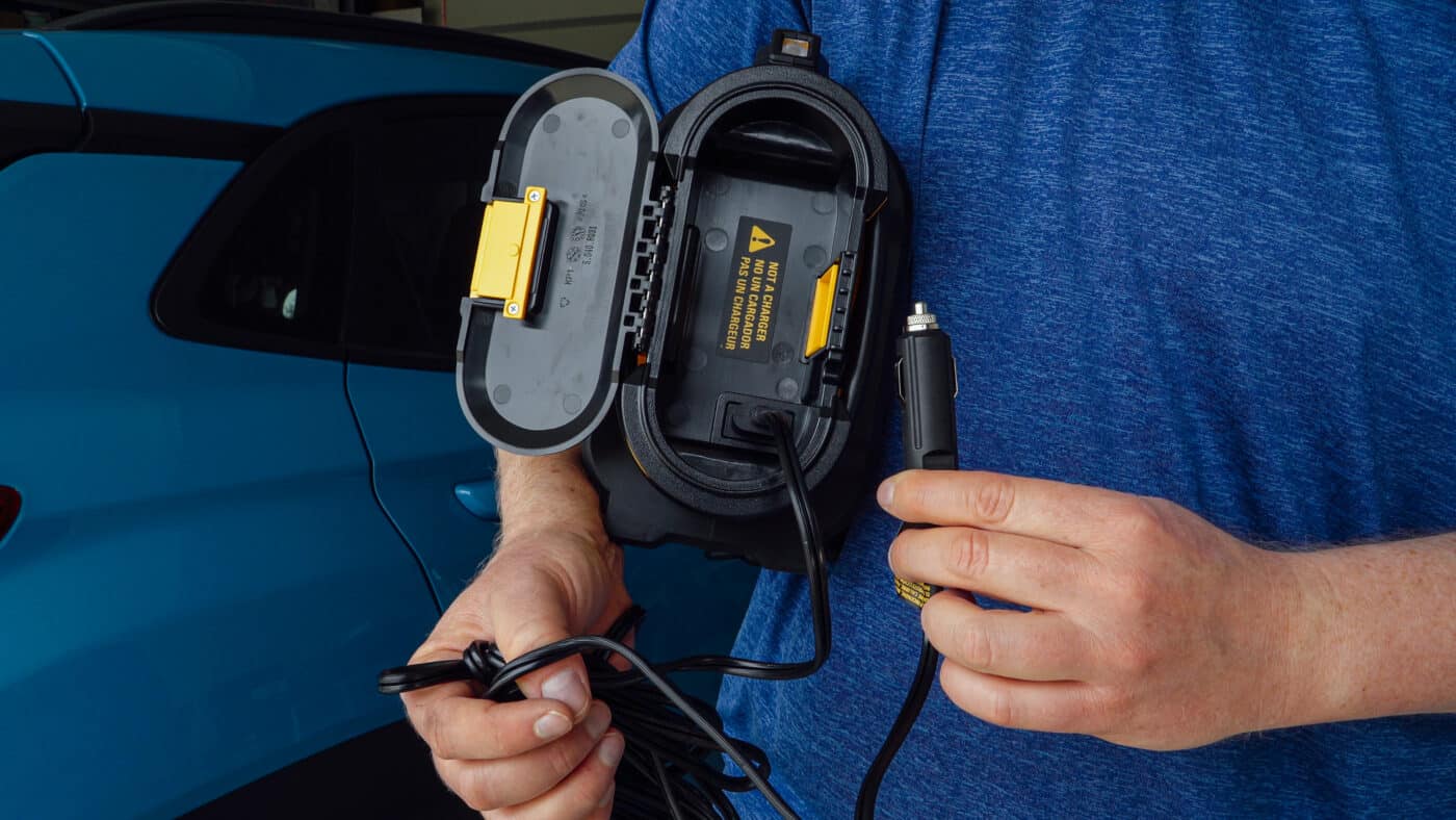 DeWALT 20V MAX Tire Inflator