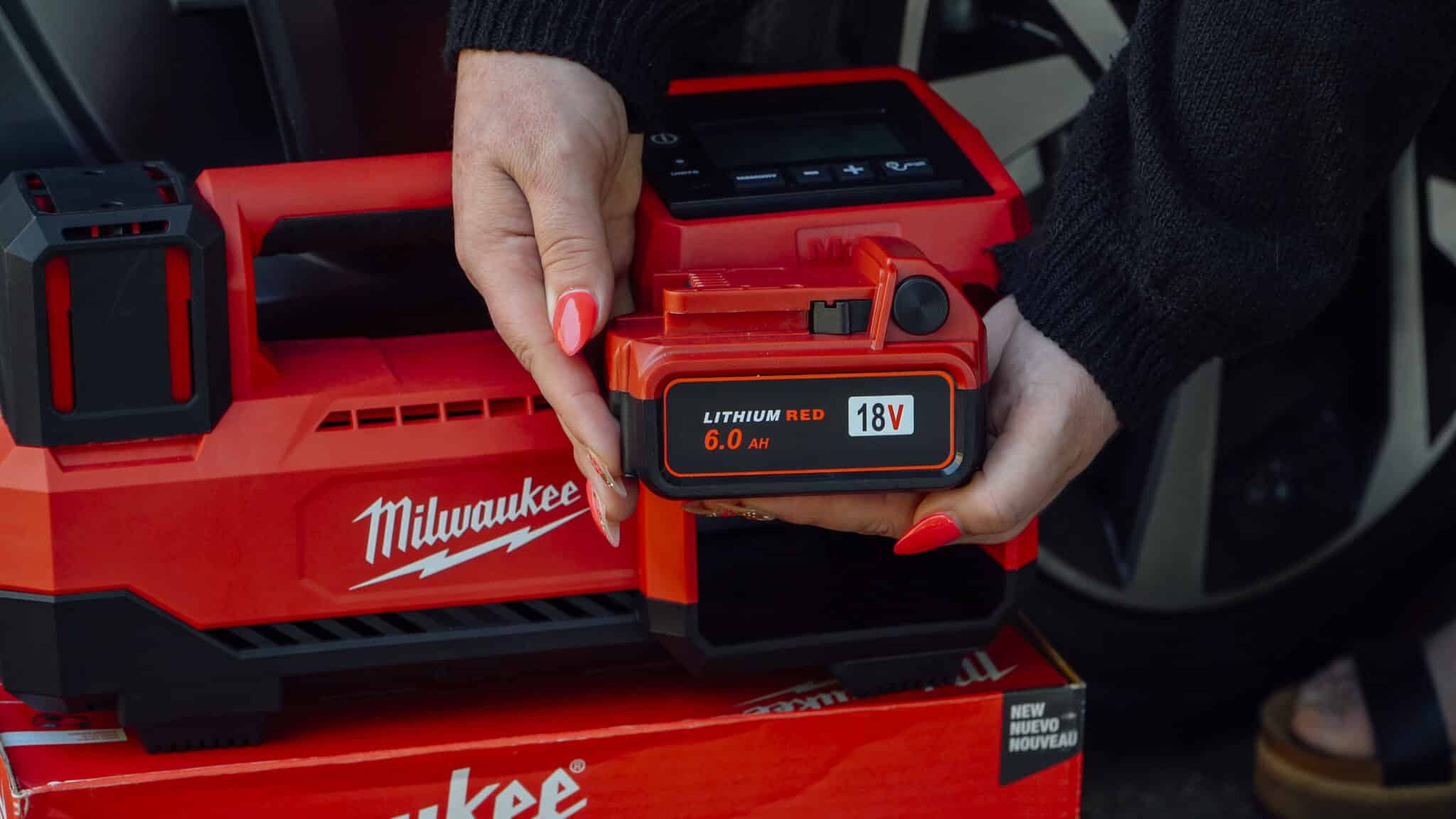 Milwaukee M18 Cordless Tire Inflator