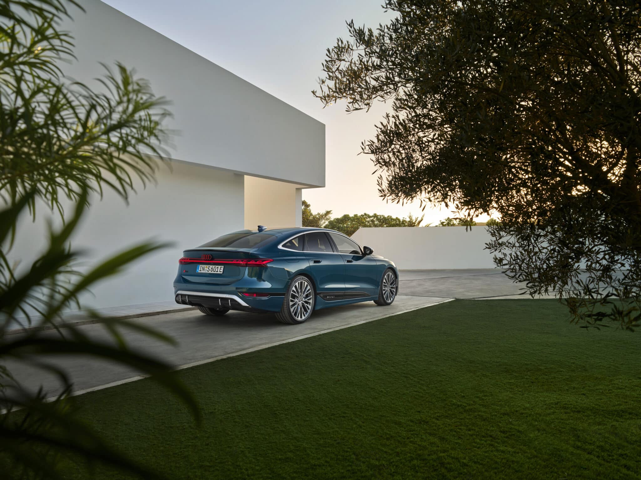Audi A6 e tron 4 scaled